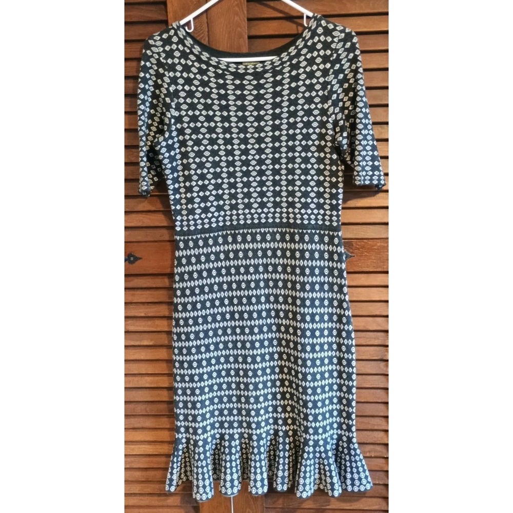 Taylor Women's Sz Medium Gray White Sweater Dress Y2K Office Ruffle Bottom